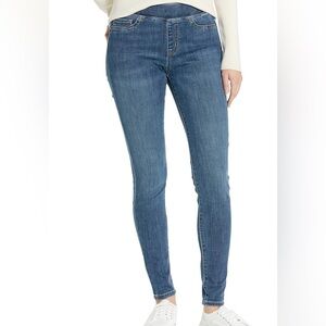 New Women’s Mid Rise Stretch pull on Jeggings / 12 Short